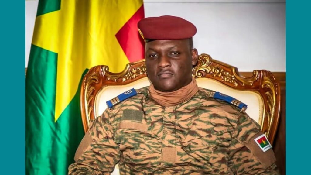 ​Le capitaine Ibrahim Traoré, le 29 septembre 2023 à Ouagadougou